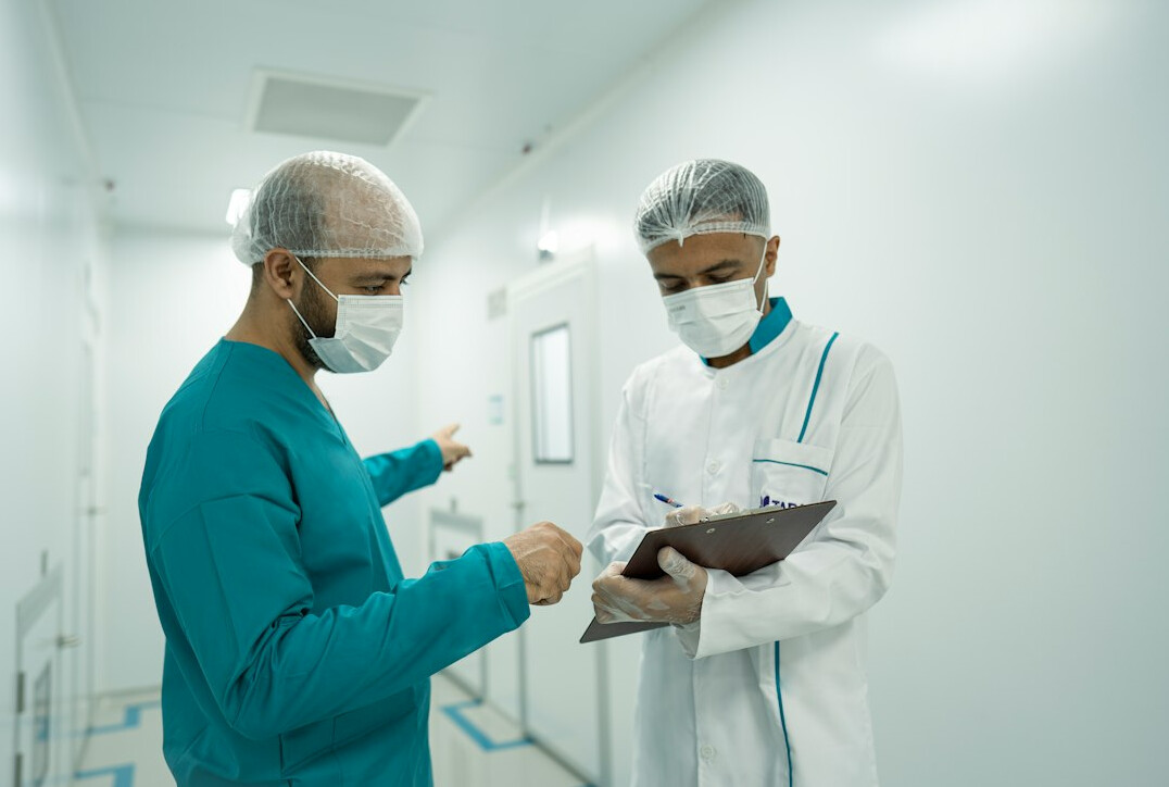 group of doctors discussing